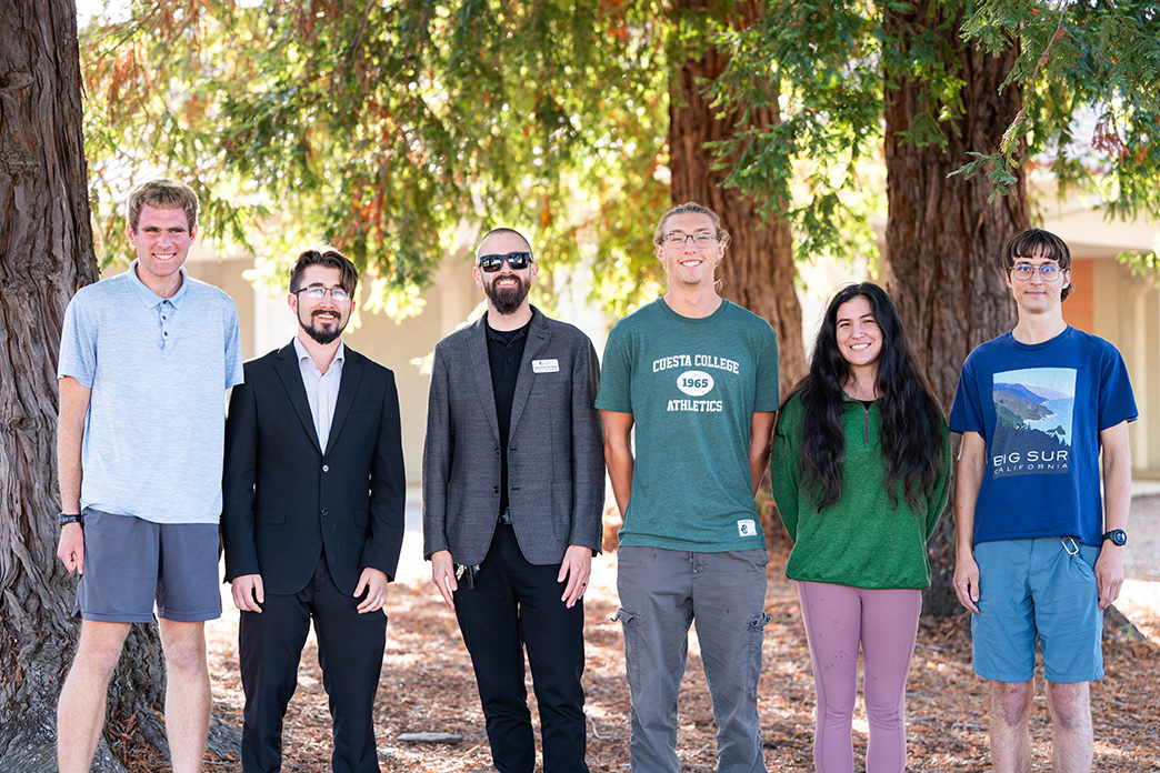 ASCC Student Government Group Photo Outdoors 2024